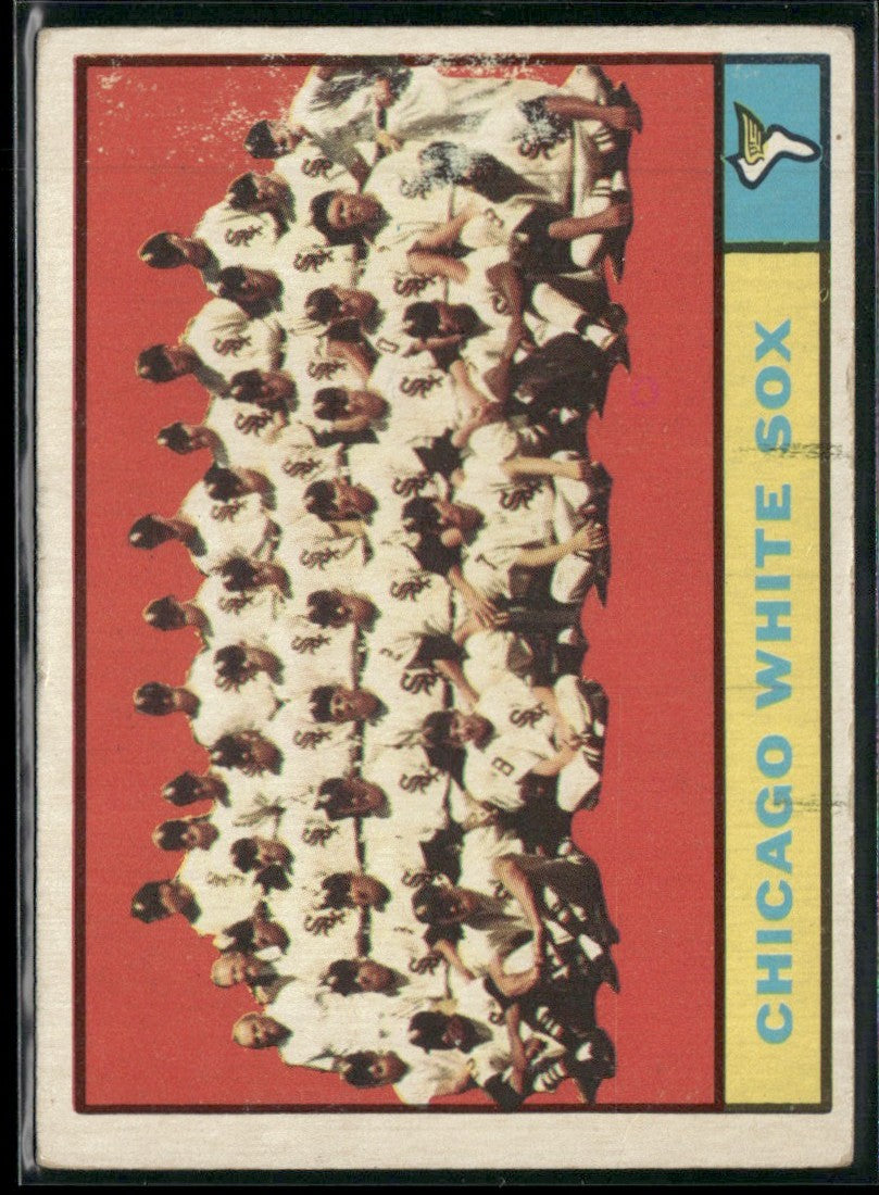 Chicago White Sox 1961 Topps #7 Chicago White Sox