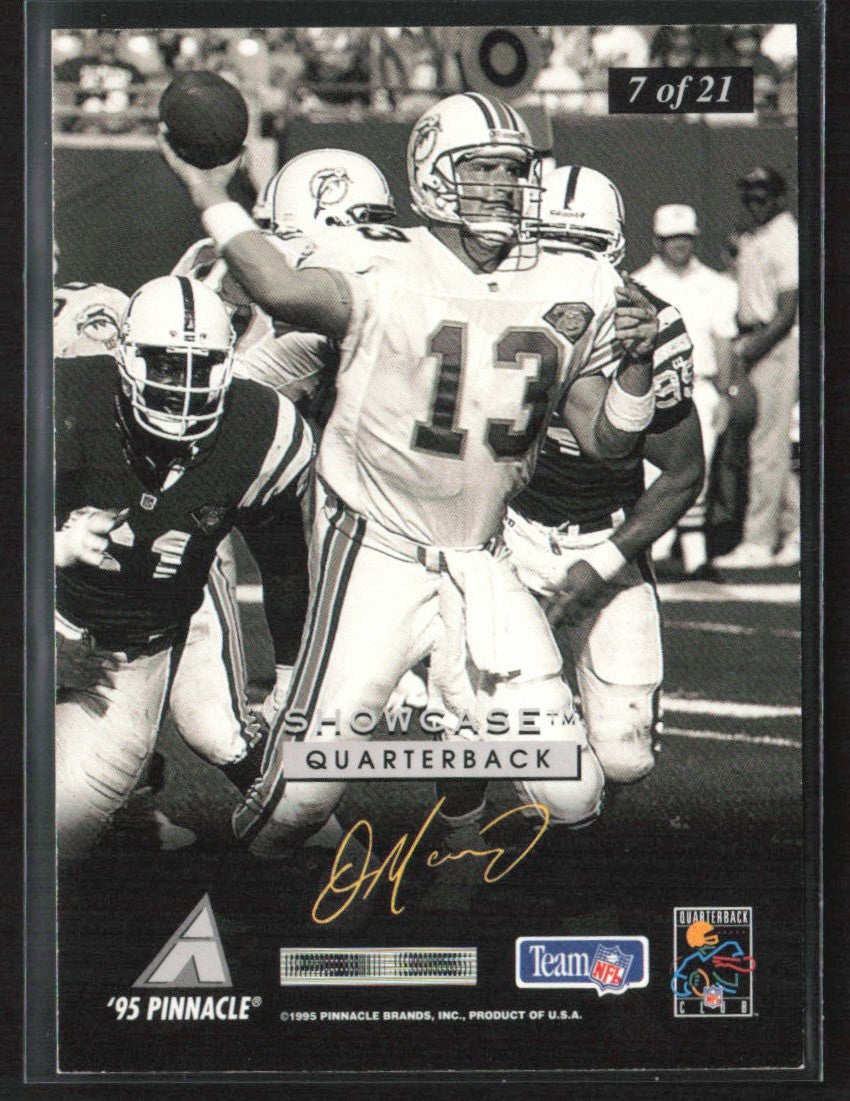 Dan Marino 1995 Pinnacle Showcase #7 Miami Dolphins
