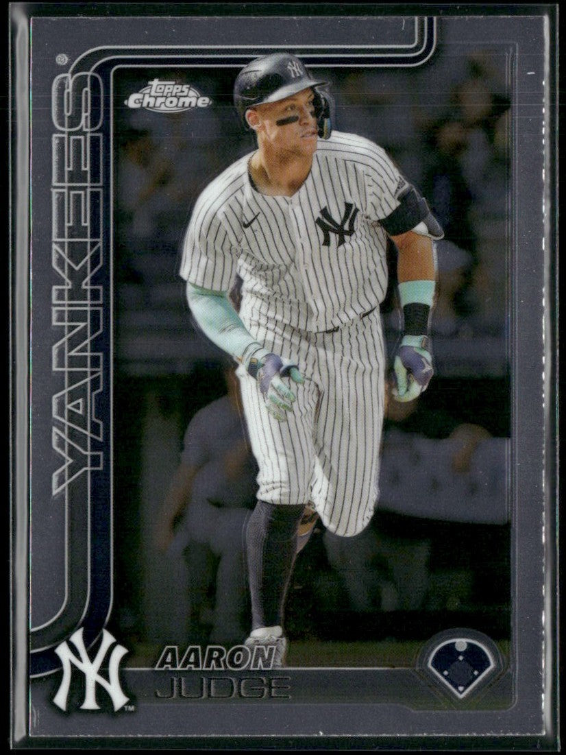 Aaron Judge 2025 Topps Chrome #99 New York Yankees