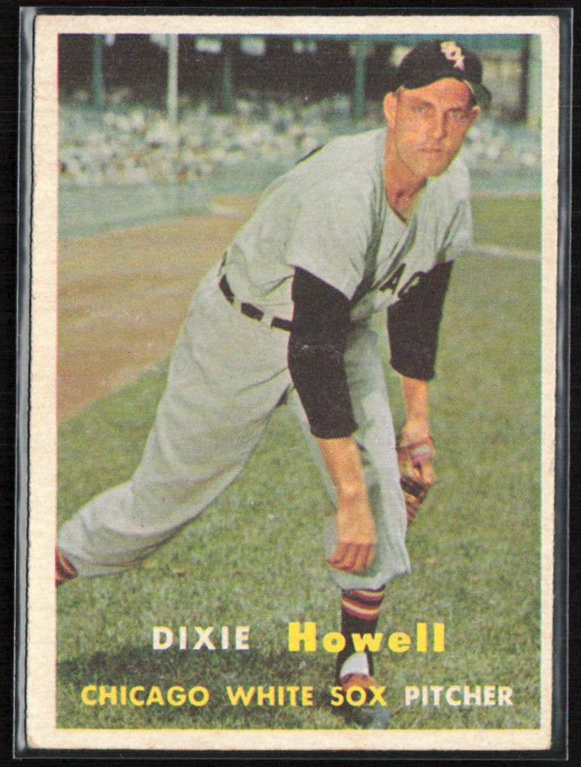Dixie Howell 1957 Topps #221 Chicago White Sox