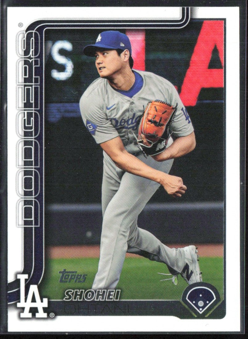 Shohei Ohtani 2025 Topps #400 Los Angeles Dodgers