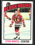 Stan Mikita 1976 Topps #225 Chicago Blackhawks