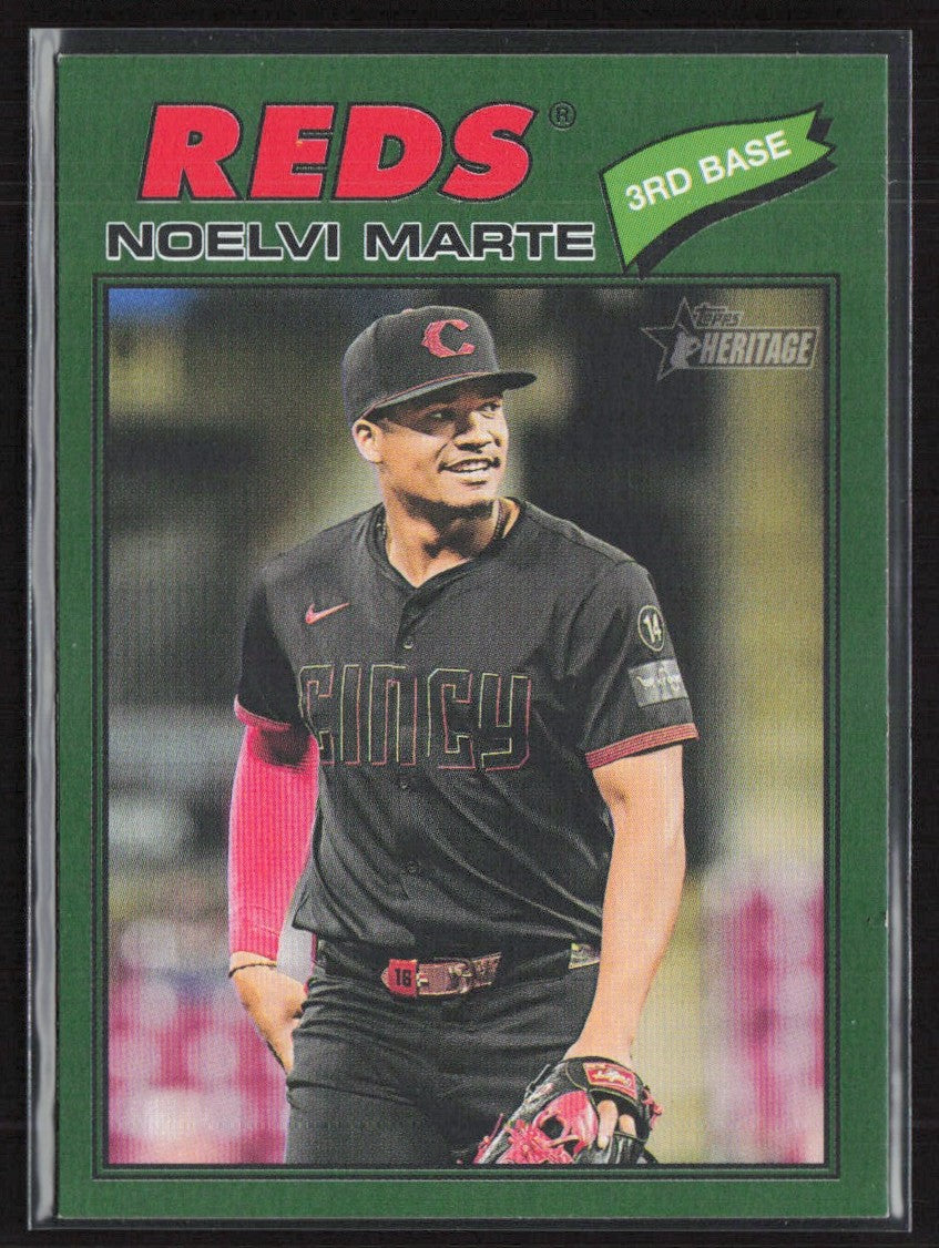 Noelvi Marte 2026 Topps Heritage Dark Green Border #100 Cincinnati Reds