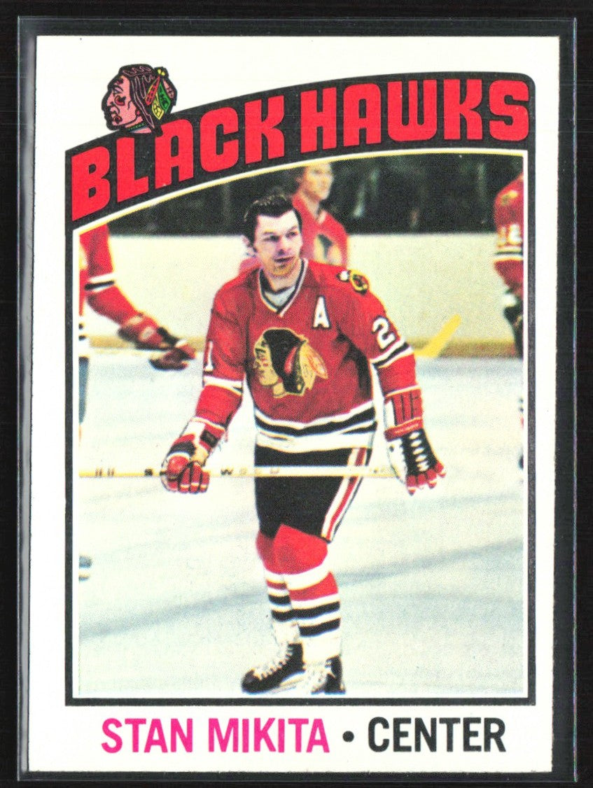Stan Mikita 1976 Topps #225 Chicago Blackhawks