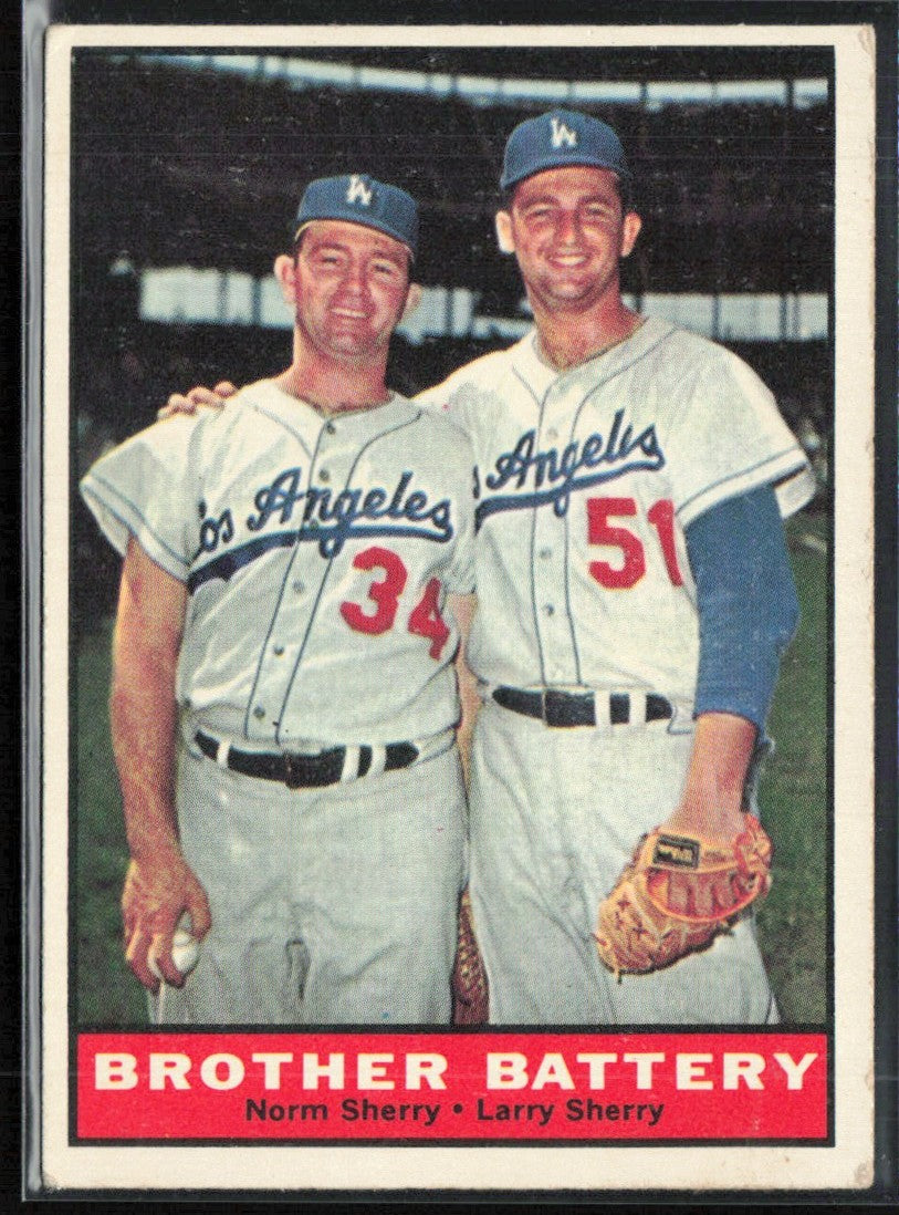 Brother Battery (Norm Sherry/Larry Sherry) 1961 Topps #521.0 Los Angeles Dodgers